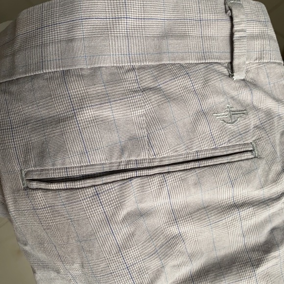 Men’s 38 grey Dockers khakis - Picture 6 of 7